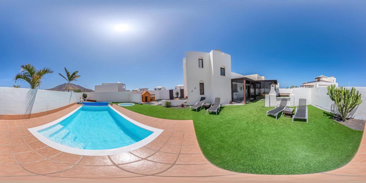 Villa Lanzarote Deluxe & Spa Pool 플라야블랑카 외부 사진