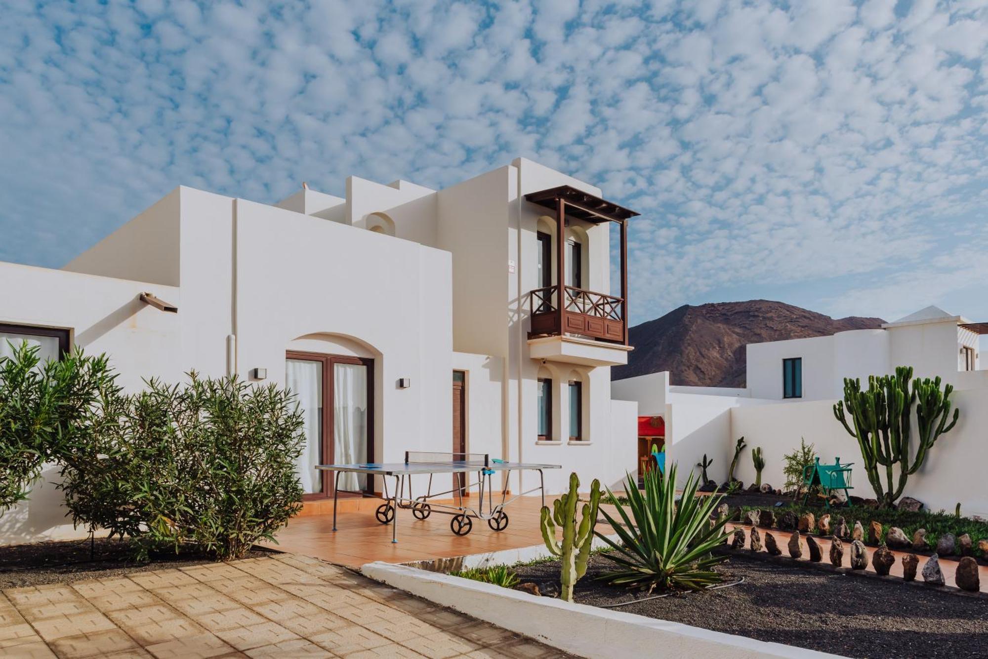 Villa Lanzarote Deluxe & Spa Pool 플라야블랑카 외부 사진